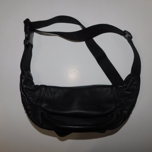 Targus Leather Black With Red Detail Adjustable Fanny Pack Belt Bag - Picture 7 of 8